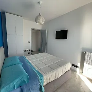 Wanderlust House Bari